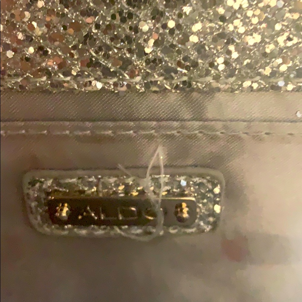 Aldo Silver Evening Clutch - Picture 8 of 12